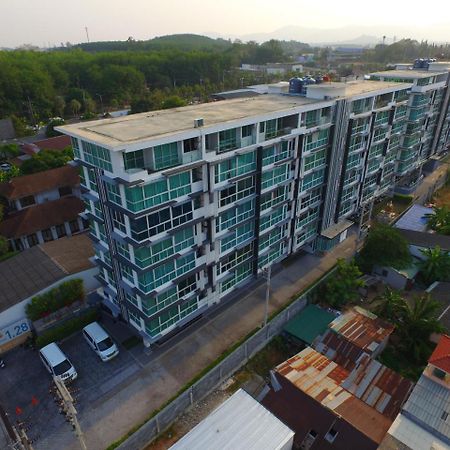 Modern Thai Suites Phuket Exteriör bild